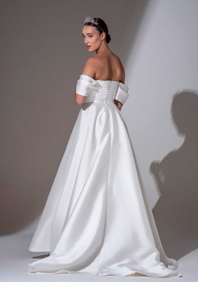 Jesse By Freda Bennet Back